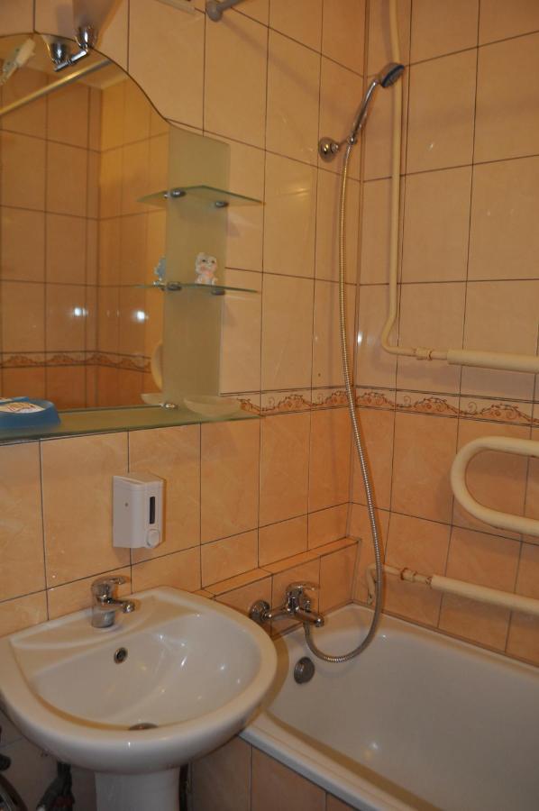 Apartment For Rent Reasonable Price Kremenchuk Exterior foto